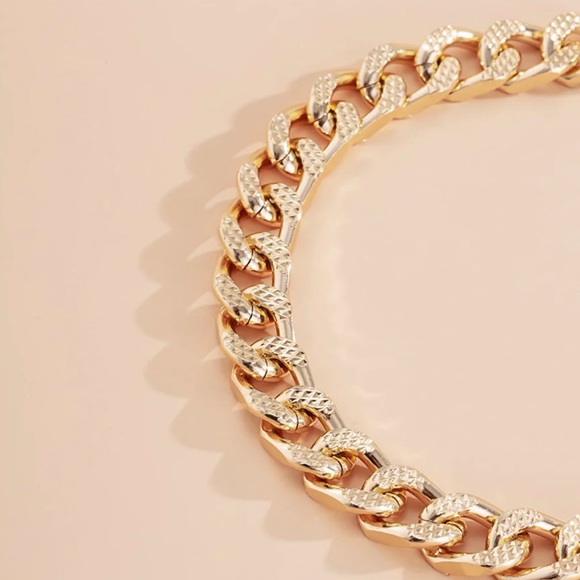 Unisex Gold Cuban Long Chain - Picture 3 of 3